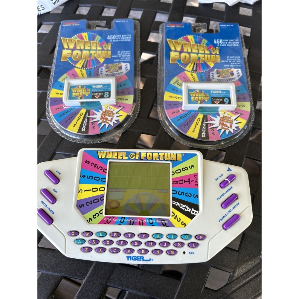 Vintage 1995 Wheel Of Fortune Electronic Game 2 Cartridge Works Tiger